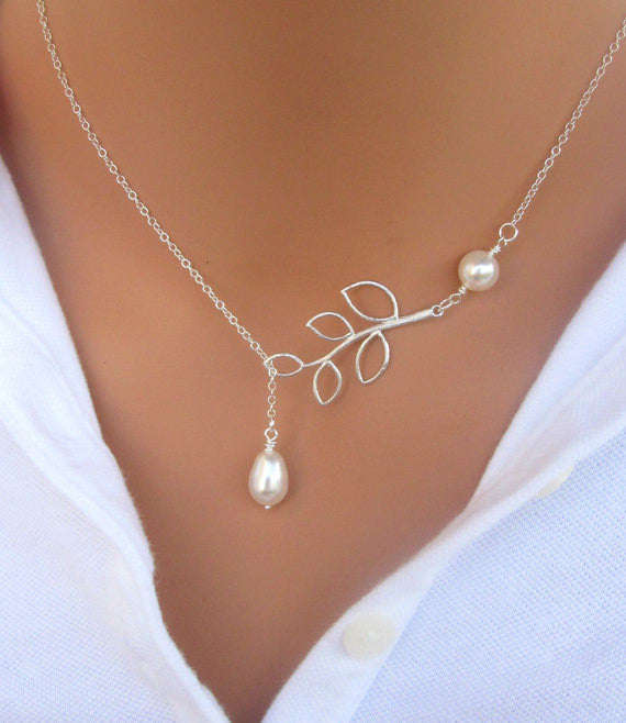 Pearl Leaf Necklace