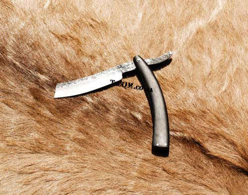 Rutherford Forge Razor