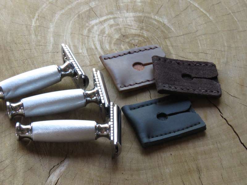 Safety razor sheath - Brown suede (textured)