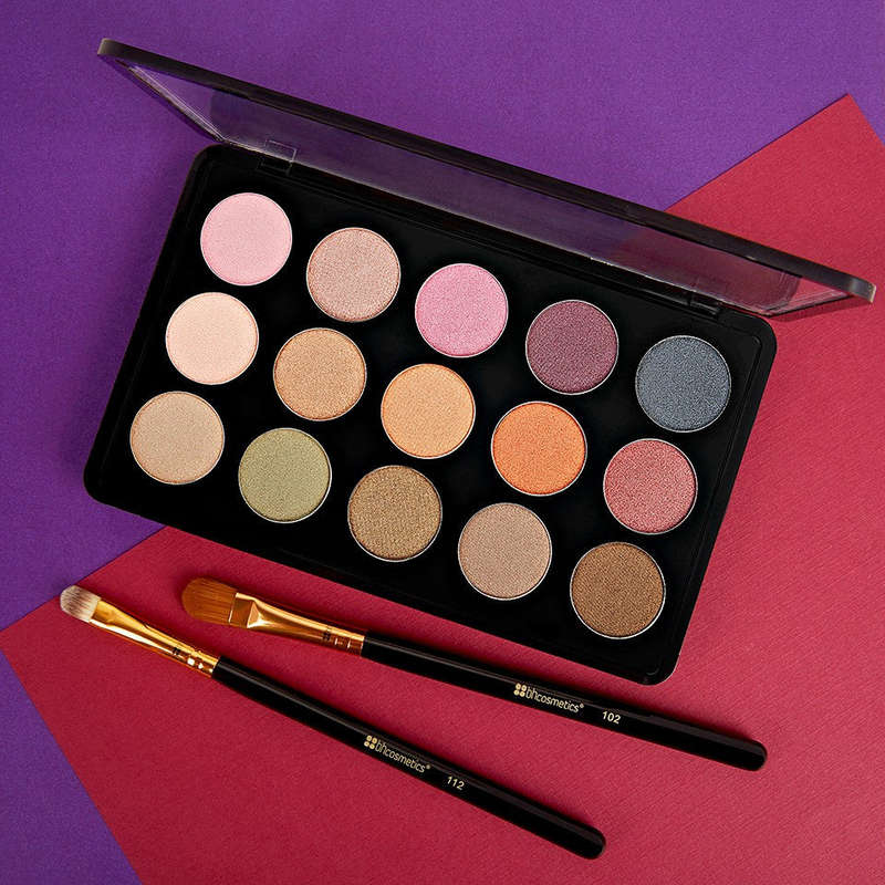 BH CosmeticsStudio Pro Dual Effect Wet/Dry Eyeshadow Palette
