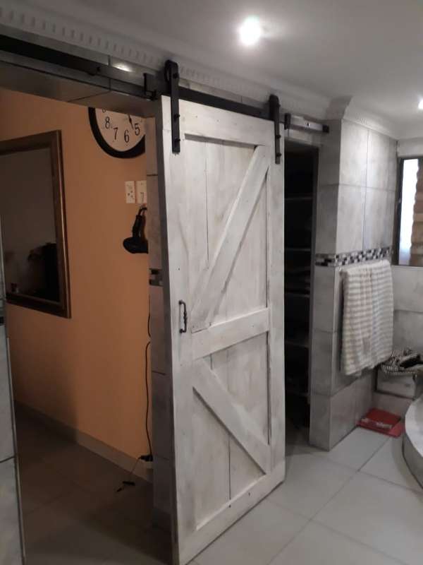 Barn Door Hardware Kit incl 2m Rail - Vintage look 120mm Aluminium Spoke Wheel