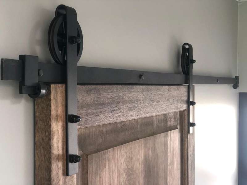 Premium Barn Door Hardware Kit incl 2m Rail - Vintage look 120mm Aluminium Spoke Wheel (no door i...