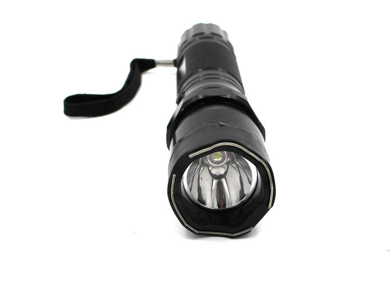 Self-defence flashlight