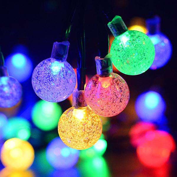 Iconix 60 LED Solar Crystal String Bulbs