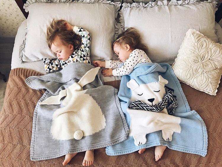 Knitted Baby Bear Blanket