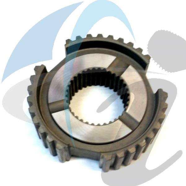 NISSAN 1TON V6 5TH/REV HUB