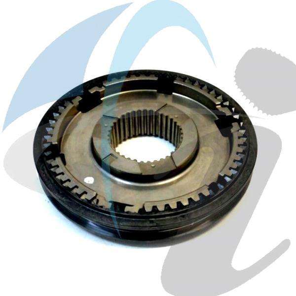 NISSAN NAVARA 2.5 5/6TH HUB & SLEEVE