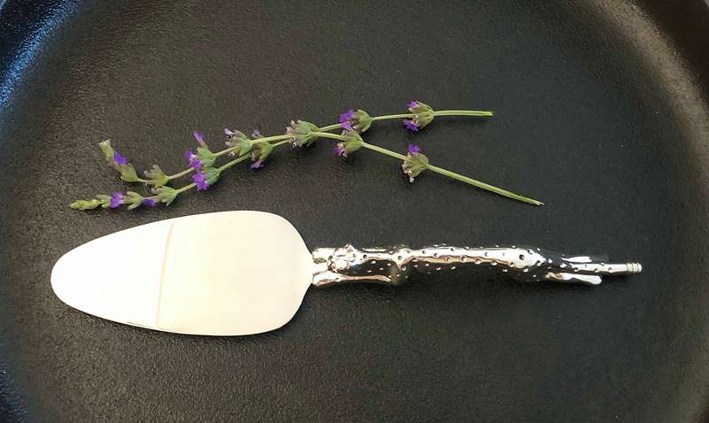 Cake Server (232MM) - Cheetah Africa Collection - Diana Carmichael