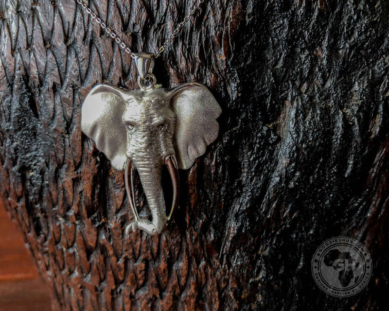 Pendant Silver Large - Africa Elephant Head with Diamond Eyes & 45cm Chain