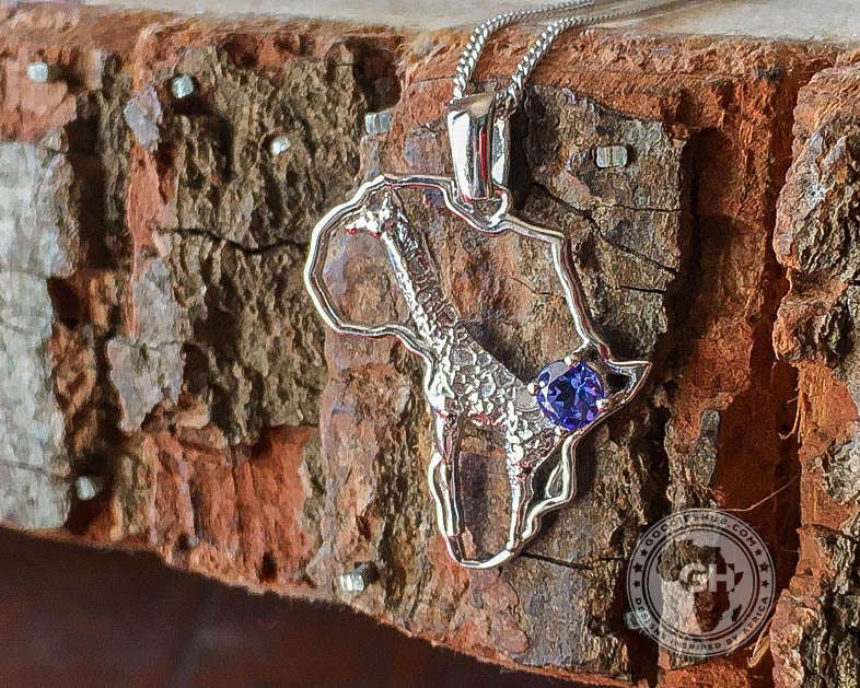 Africa Map Giraffe Silver Pendant Set with Tanzanite & Chain 45cm
