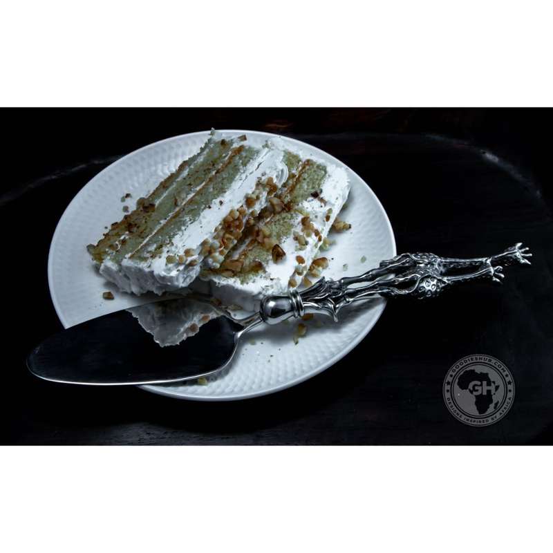 Booty Giraffes Cake Lifter - Earthangel