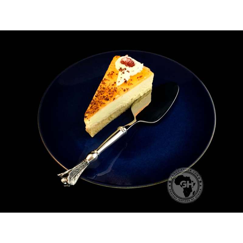 Cake Server - Usiba Lwe Nyoni Collection - Diana Carmichael
