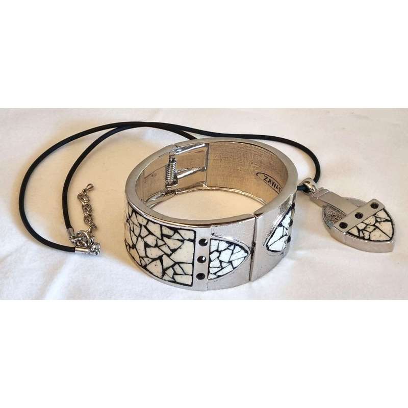 Bangle & Pendant Set - Ostrich Egg Inlay