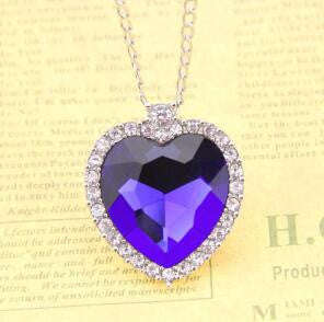 Titanic -  Heart of the Ocean - Necklace