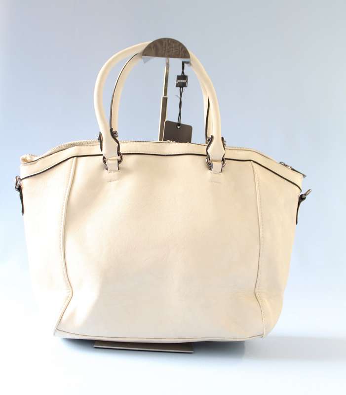 High Quality - Gorgeous Satchel in Cream and Black - Elegant and Classy!