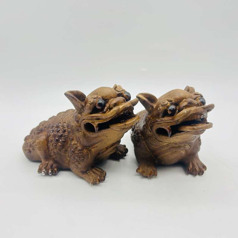 Clay Pixiu Pair - Brown