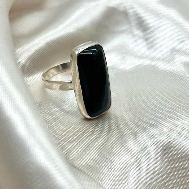 Sterling Silver Hypersthene Crystal Ring