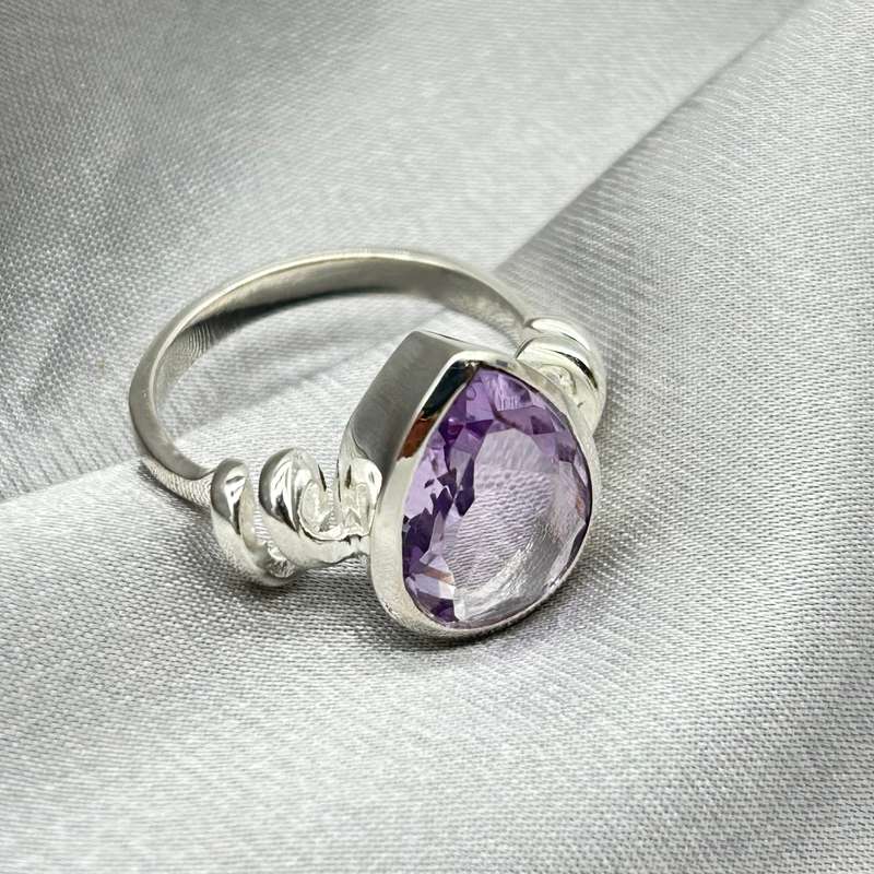 Sterling Silver Faceted Amethyst Crystal Ring