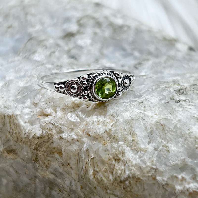 Sterling Silver Peridot Faceted Crystal Ring