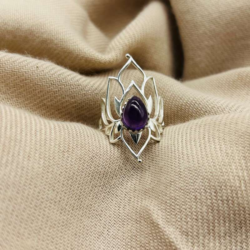 Elven Sterling Silver Amethyst Crystal Gemstone Cabochon Ring