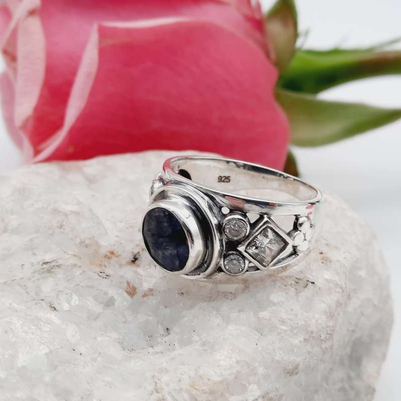 Sterling Silver Queen Sapphire Crystal Ring