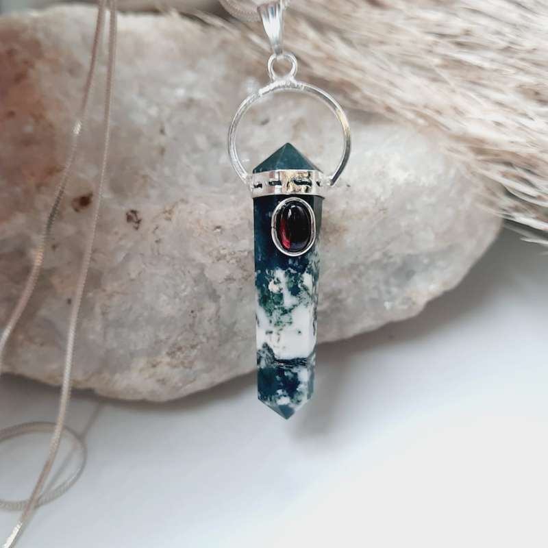 Moss Agate with Garnet Cabochon DT Crystal Pendant