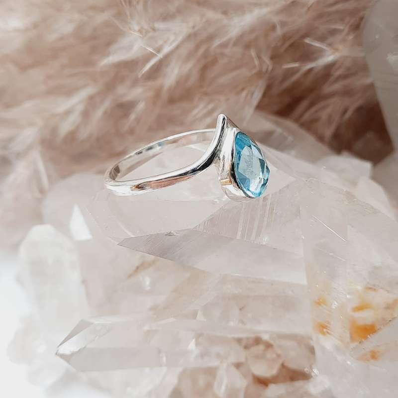 Sterling Silver Blue Topaz Crystal Ring
