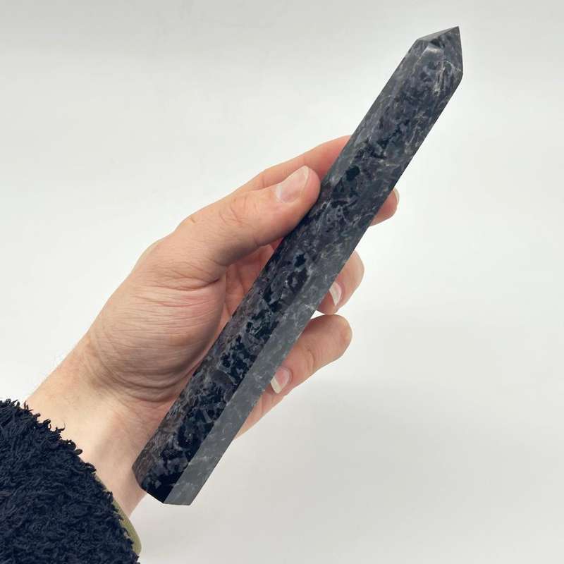 Merlinite (Gabbro) Crystal Generator