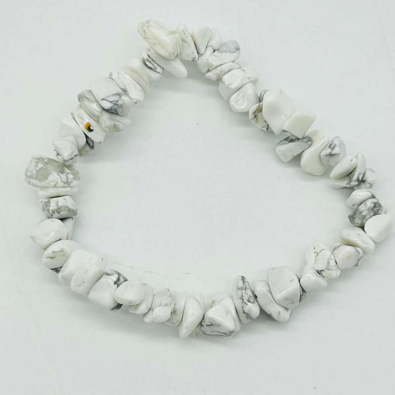 White Howlite Chip Gemstone Bracelet