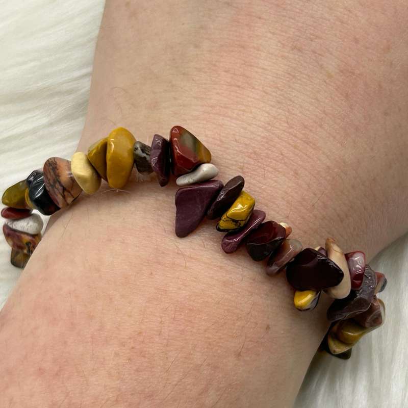 Mookaite Chip Gemstone Bracelet
