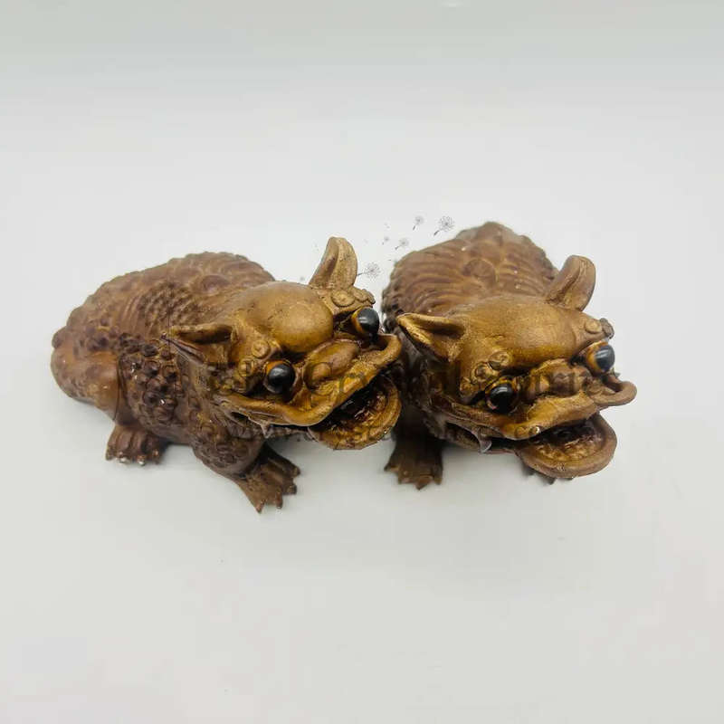 Clay Pixiu Pair - Brown