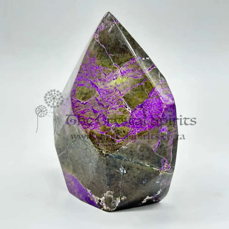 Freeform Stichtite-in-Serpentine