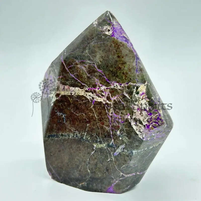 Freeform Stichtite-in-Serpentine