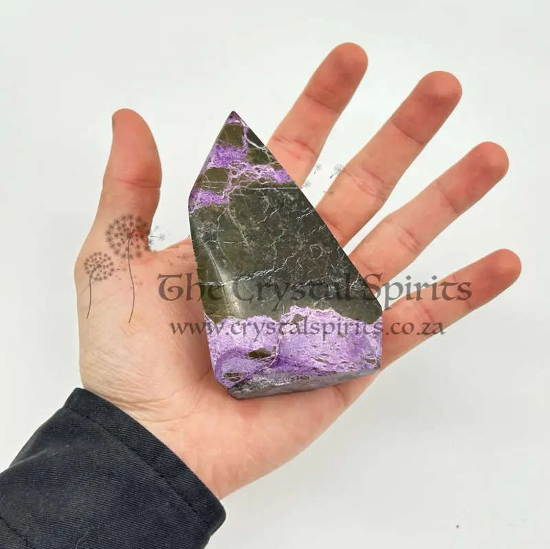 Freeform Stichtite-in-Serpentine