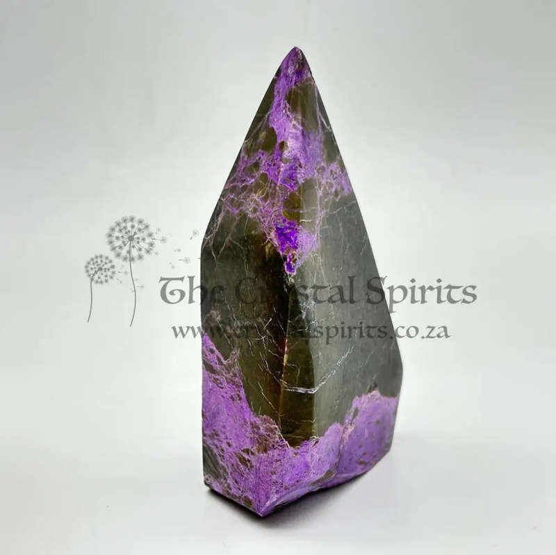 Freeform Stichtite-in-Serpentine