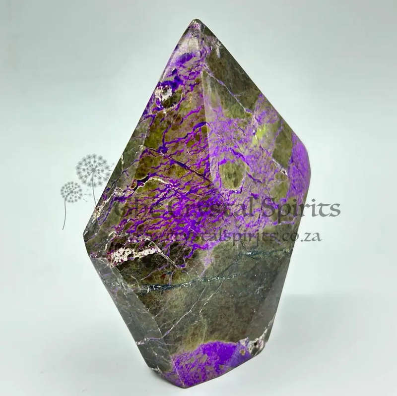 Freeform Stichtite-in-Serpentine
