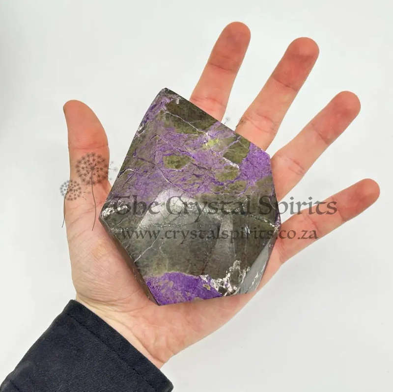 Freeform Stichtite-in-Serpentine
