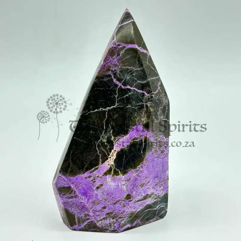 Freeform Stichtite-in-Serpentine