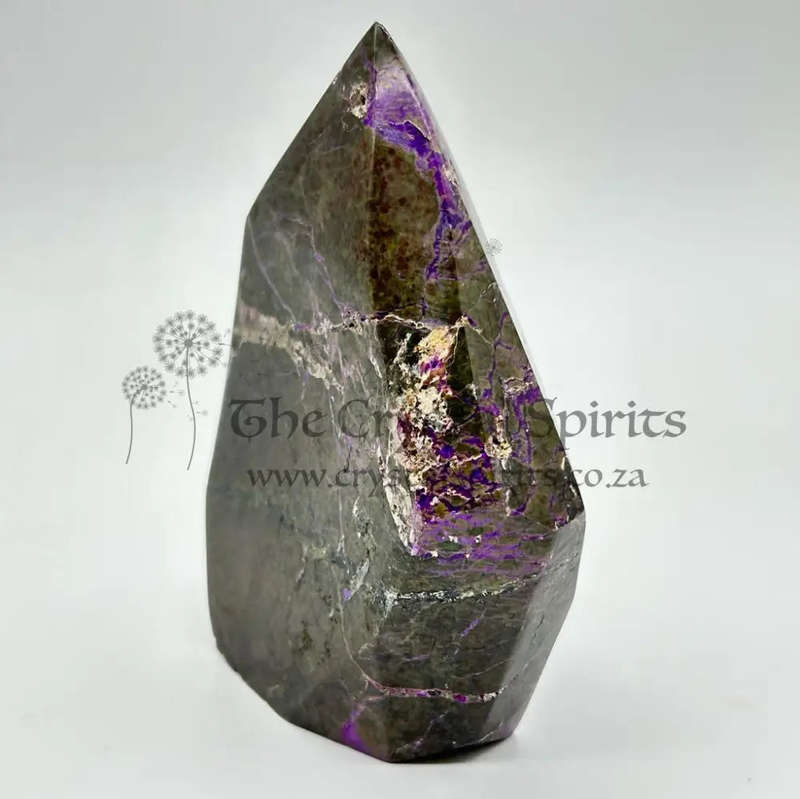 Freeform Stichtite-in-Serpentine