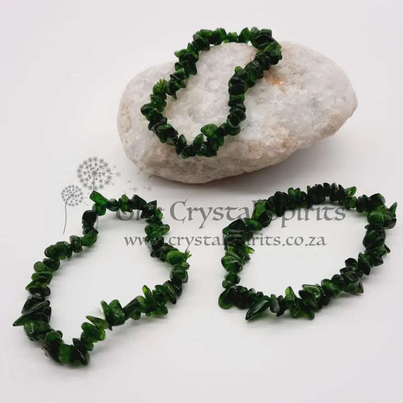 Green Apatite Chip Gemstone Bracelet
