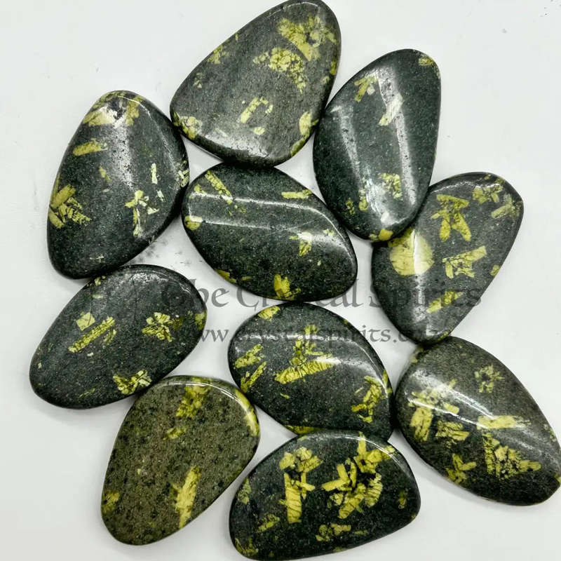 Green Chrysanthemum Stone