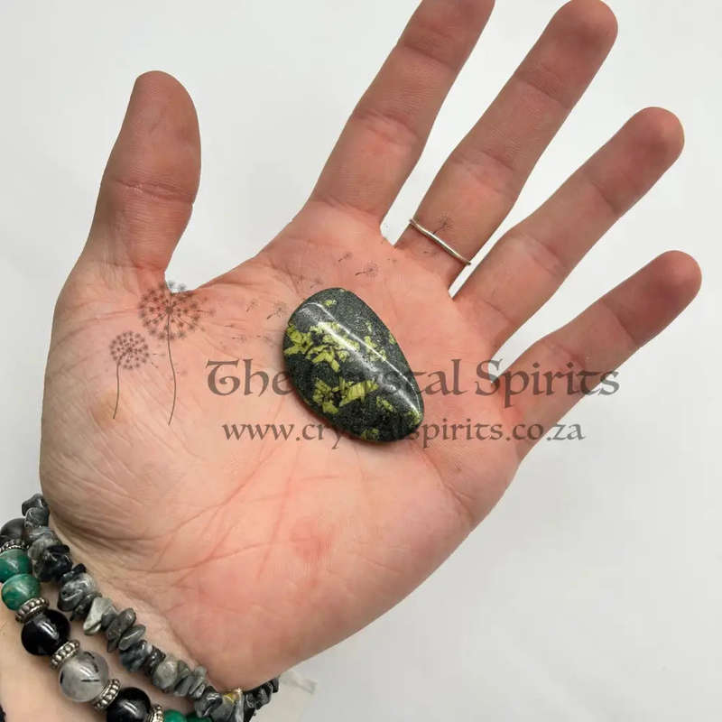 Green Chrysanthemum Stone
