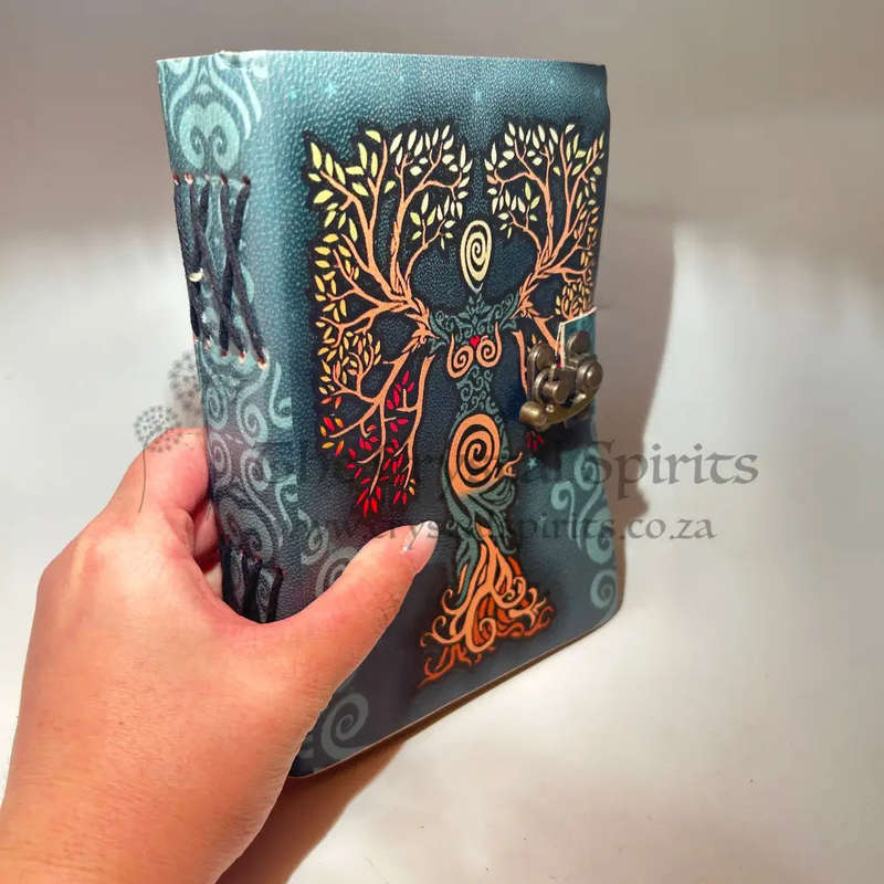 Green Lunar Whispers & Earthly Roots Journal (A5)