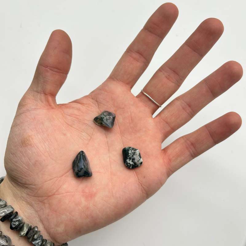 Small Tumbled Moss Agate