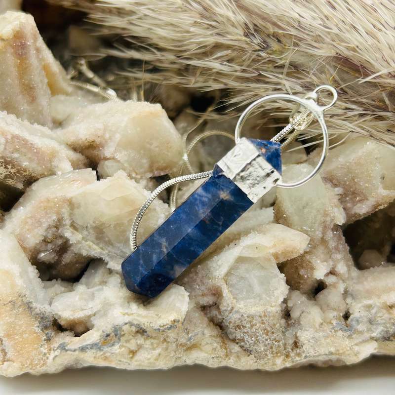 Sodalite with Garnet Cabochon DT Crystal Pendant