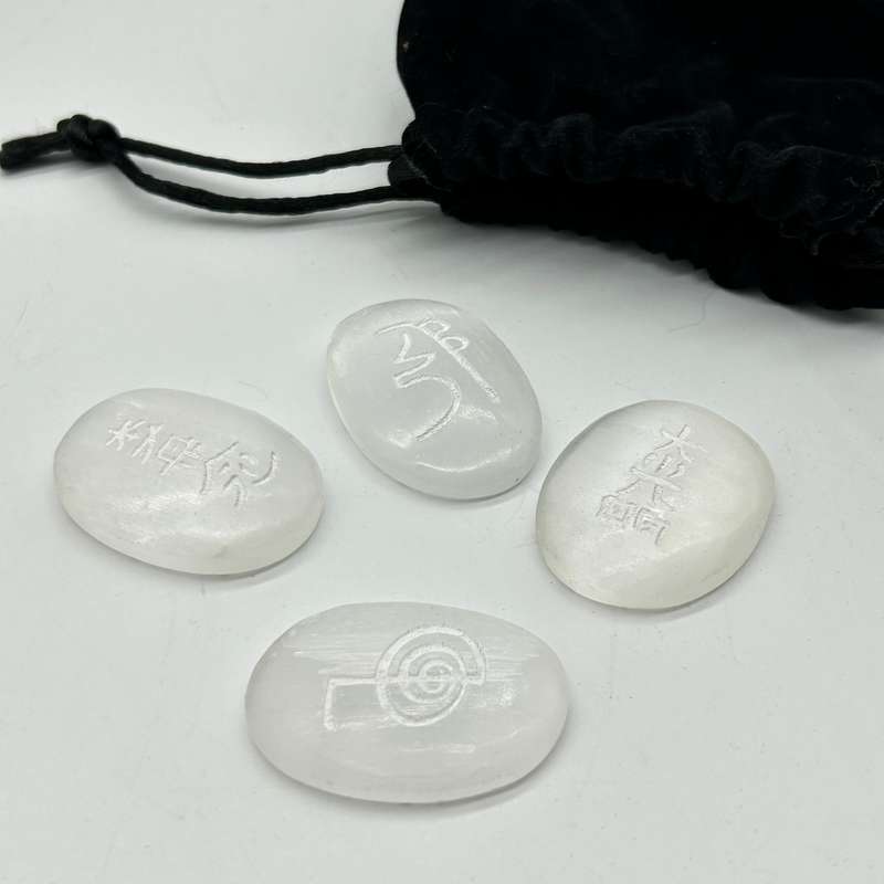 Selenite Usui Reiki Healing  Palm 4 Piece Set
