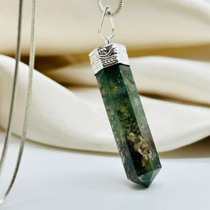 Moss Agate White Metal Crystal Pendant