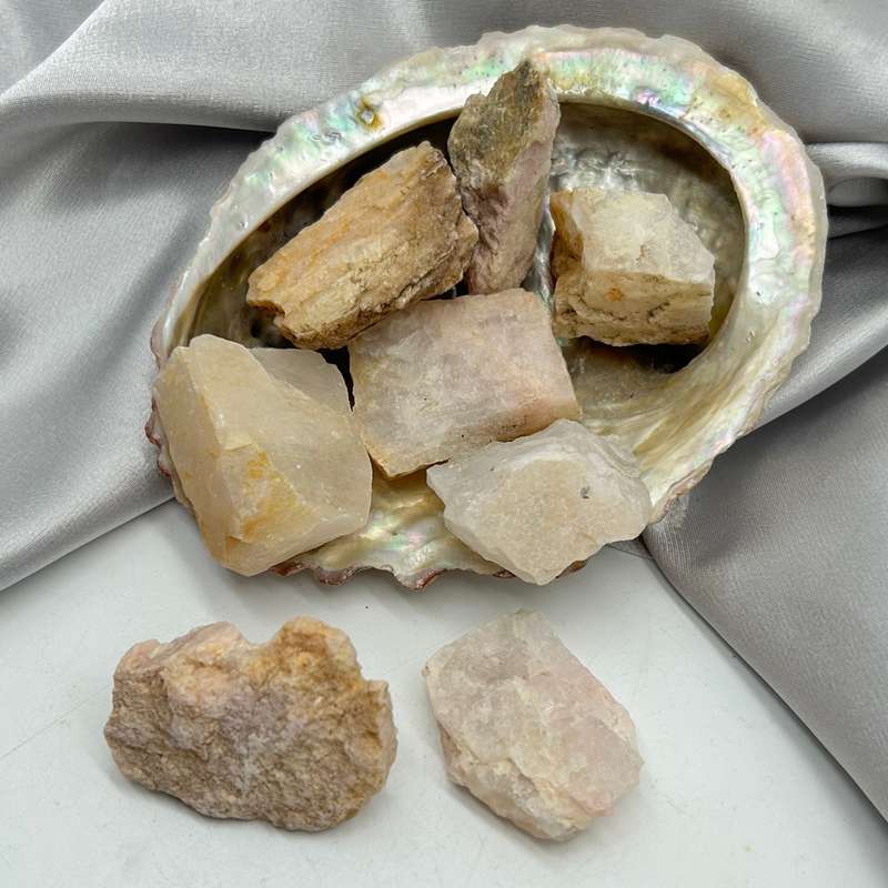Rough Pink Petalite