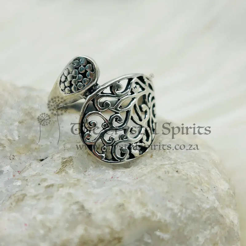 Jali Pattern Sterling Silver Ring