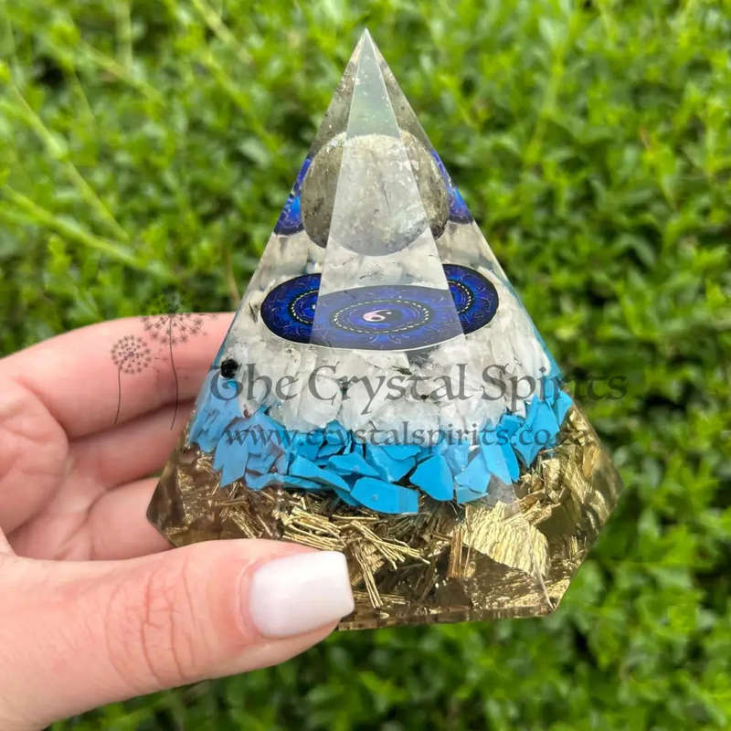 Mystic Balance Moon Magic Pyramid
